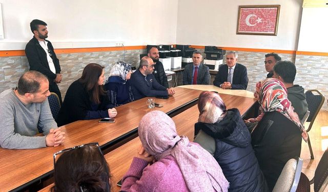 Kahramanmaraş İl Millî Eğitim Müdürü Turan Akpınar iki ilkokula ziyaret