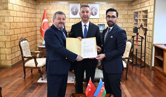 Kahramanmaraş KSÜ’ye Azerbaycan’dan tebrik! Rektör Okumuş’a nota verildi