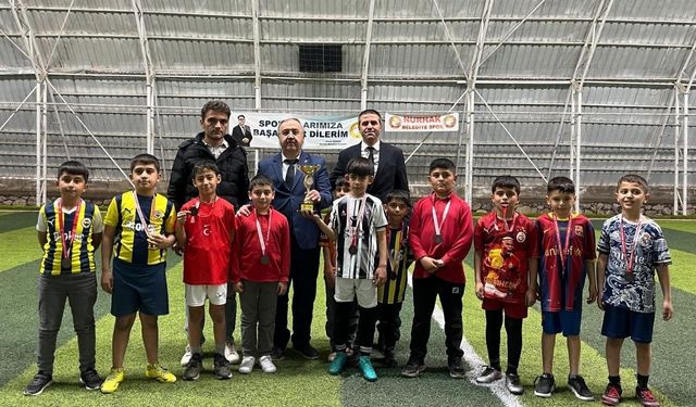 Kahramanmaraş Nurhak’ta "Minik Kramponlar" sahnede!