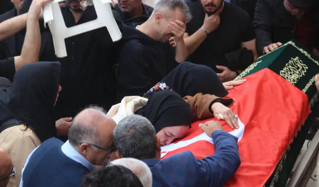 Kahramanmaraş okul saldırısında ölen 4 öğrenci Abdülhamid Han'da uğurlandı!