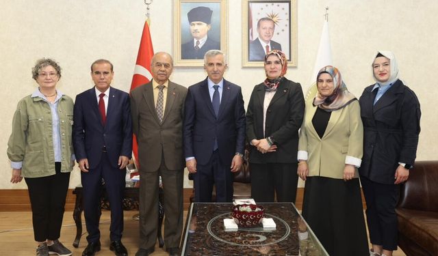 Kahramanmaraş Valisi gazetecilerle buluştu!