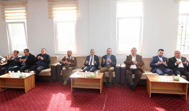 Kahramanmaraş Valisi Ünlüer’den Ahmet Özdemir’in Ailesine Taziye Ziyareti