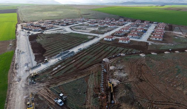 Kahramanmaraş’ta deprem konutlarına 170 milyonluk şebeke yatırımı
