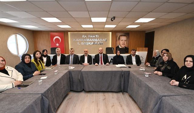 Kahramanmaraş’ta AK Parti heyetinden kritik ziyaret! İl Başkanlığı’nda önemli toplantı