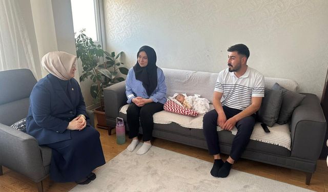 Kahramanmaraş’ta örnek destek! Genç çiftlere anlamlı ziyaret