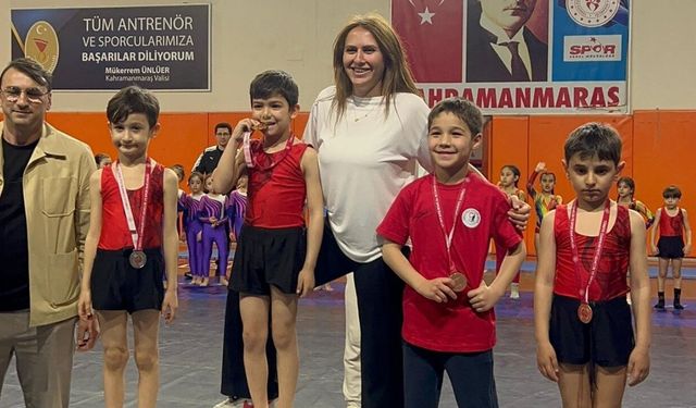 Kahramanmaraş’ta minik cimnastikçi zirvede! İl birincisi oldu