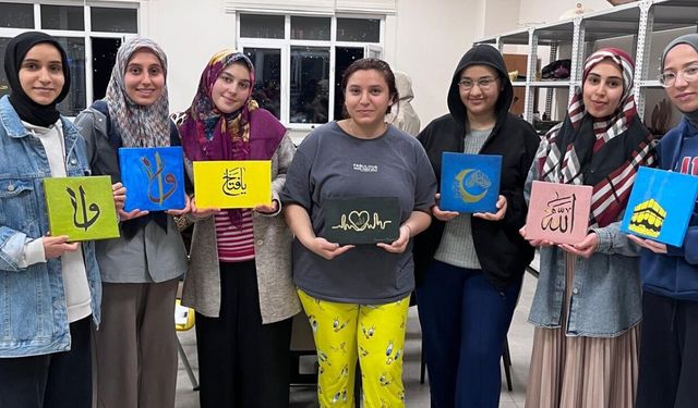 Kahramanmaraş’ta öğrenciler hat sanatıyla buluştu