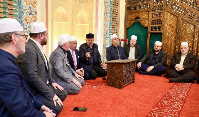 Kahramanmaraş'ta okul saldırısında şehit olan Ayla öğretmen ve 8 evlat dualarla anıldı!