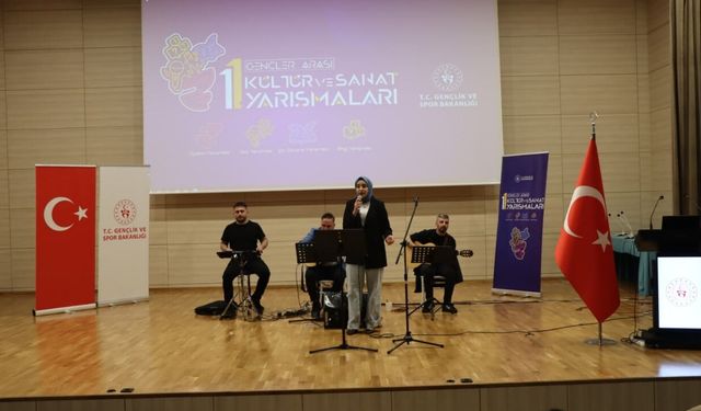 Kahramanmaraş'ta Şiir Okuma Yarışması il finalleri yapıldı