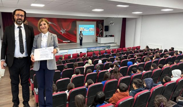 Kahramanmaraş'ta TÜBİTAK rüzgarı! 13 okulda bilim söyleşisi