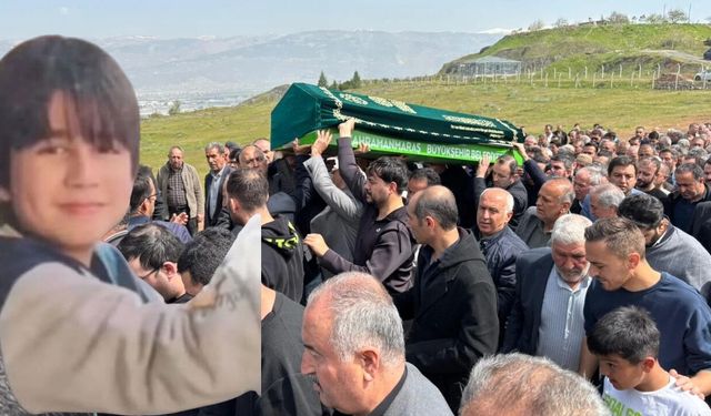 Kahramanmaraş'taki okul saldırısında ölen 11 yaşındaki Yusuf Tarık Gül gözyaşlarıyla uğurlandı