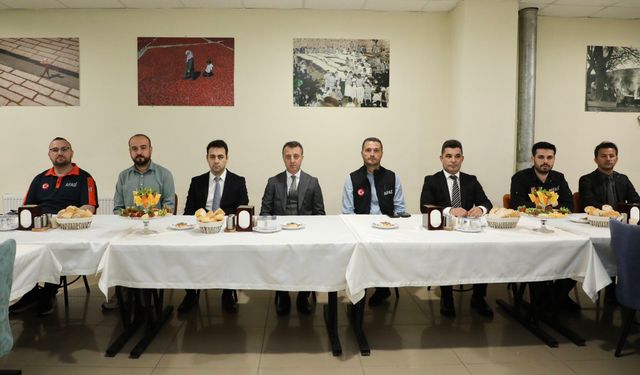 Konteyner kentler kaldırılıyor mu? Dulkadiroğlu Kaymakamı konteyner kent yöneticileriyle buluştu!