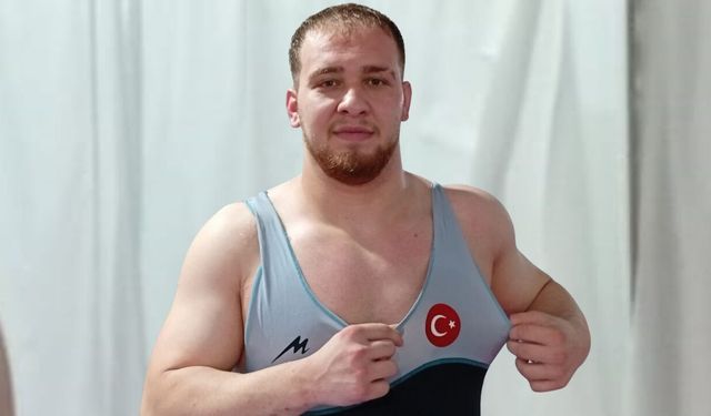 Milli güreşçi Hakan Büyükçıngıl'dan bronz madalya geldi