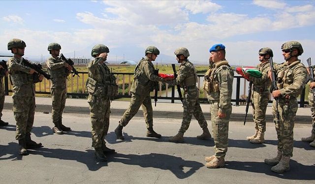 Nahçıvan Askerleri Türkiye’de! Kardeşlik Tatbikatı Başladı
