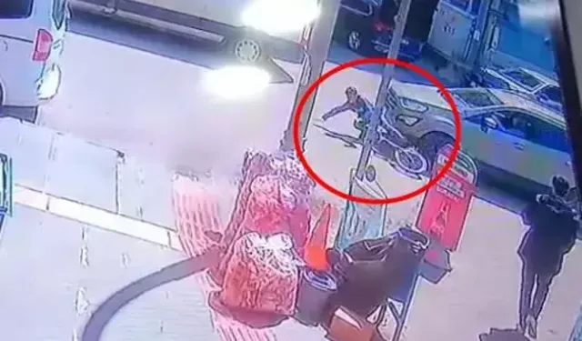 Otomobilin altında kalan çocuğun 10 metre sürüklendiği kaza kamerada