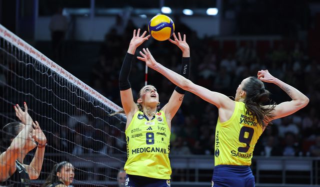 Sarı Melekler Evinde Yıkıldı! VakıfBank Seriye Fırtına Gibi Girdi