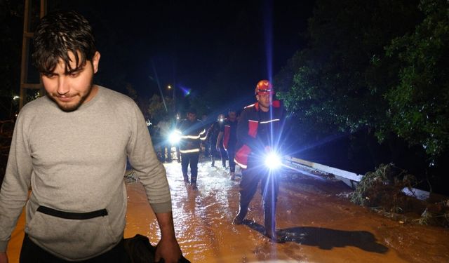 Sel sularına kapılan Kamber Ünüvar hayatını kaybetti, vatandaşlar o anları anlattı