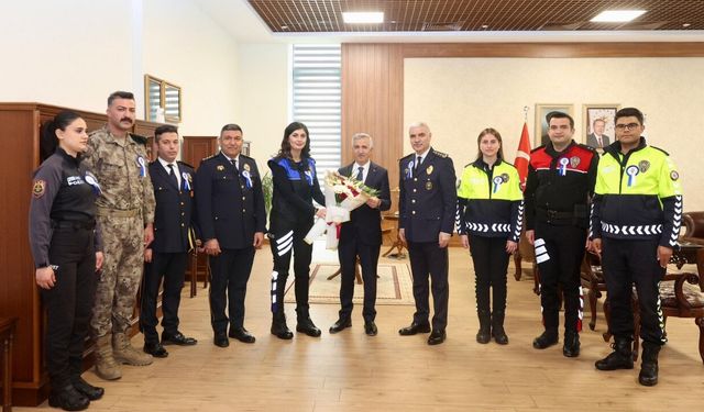 Vali Mükerrem Ünlüer emniyet teşkilatını misafir etti!