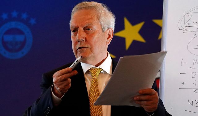 Aziz Yıldırım Fenerbahçe başkanlığına adaylığını açıkladı