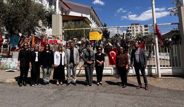 Anneler Günü'nde Kahramanmaraş'ta hüzün! 15 Nisan saldırısında ölen öğretmen ve öğrenciler unutulmadı