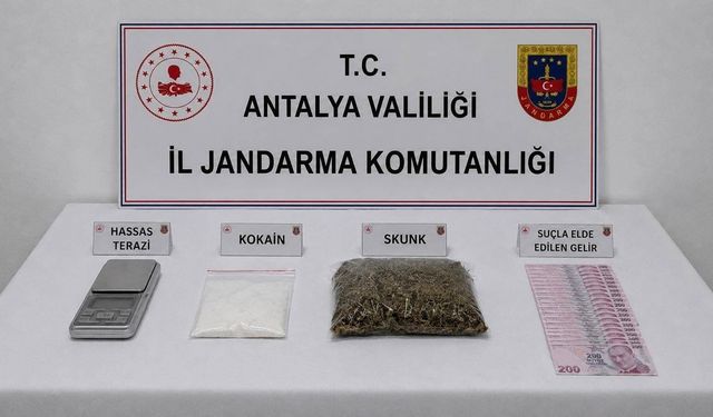 Antalya'da Yasaklı Madde Operasyonu! Kokain Ve Skunk Ele Geçirildi