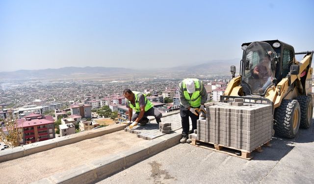 Ballıca Mahallesi kilit parke ve merdivenleri tamamlandı