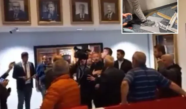 CHP Genel Merkezi’nde Gerginlik: Kılıçdaroğlu’nun Fotoğrafı İndirildi