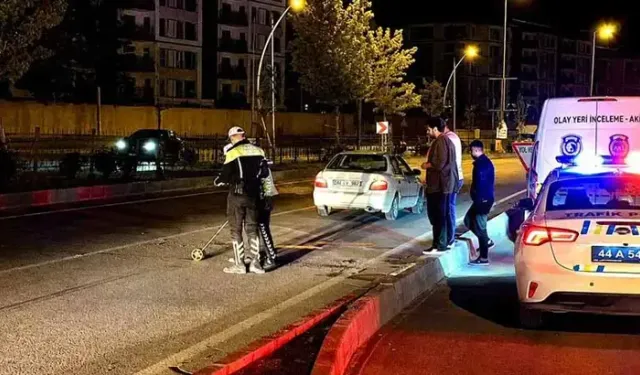 Kahramanmaraş’ta aracı alev alan sürücü son anda kurtarıldı