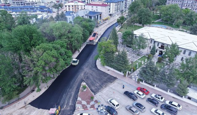 Elbistan Pınarbaşı Caddesi baştan aşağı yenileniyor