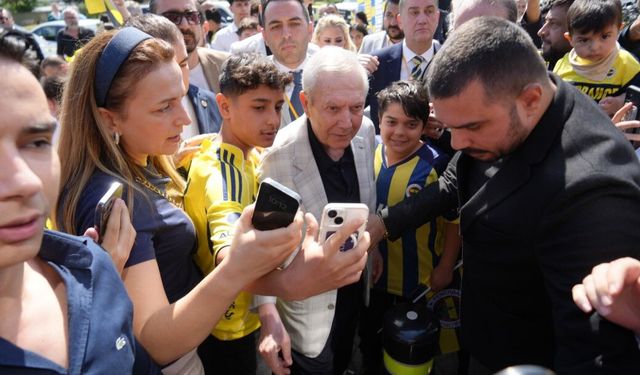 Fenerbahçe Başkan Adayı Aziz Yıldırım: İki santrforla anlaştık
