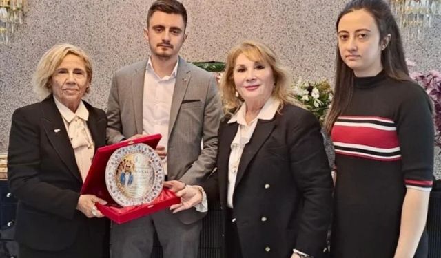 İzmir'den Kahramanmaraş'a vefa köprüsü! Şehit öğretmen onuruna