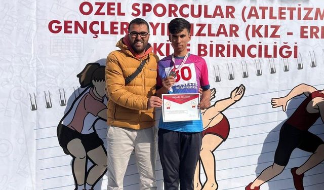 Kahramanmaraşlı atlet Ahmet Sefa Taşcı Türkiye ikincisi!