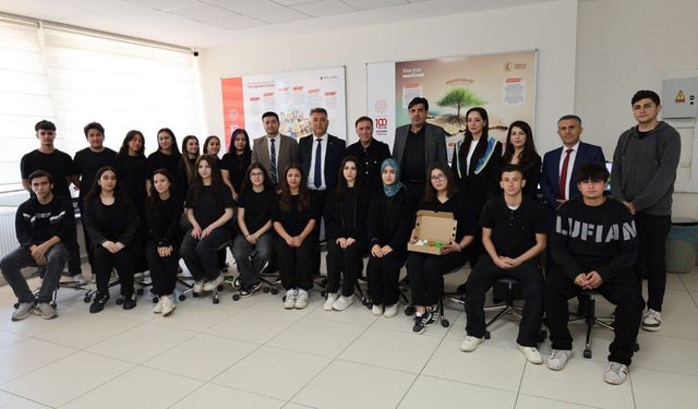 Kahramanmaraşlı çocukların hayali 3B yazıcılarla oyuncağa dönüştü!