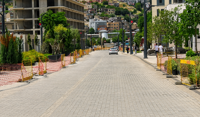 Kahramanmaraş’ta Trabzon Bulvarı Trafiğe Açıldı