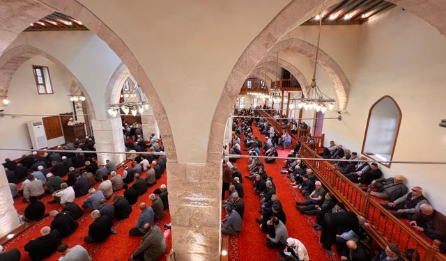 Kahramanmaraş Cuma namazı saat kaçta? 14 Ağustos