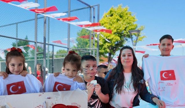 Kahramanmaraş’ta 600 anne ve çocukla bayrak temalı tişört boyama etkinlik