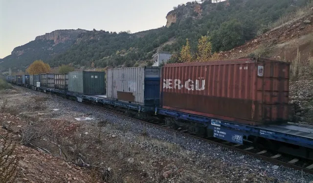 Kahramanmaraş'ta Demiryolu Hattına 27 Bin 500 Volt Yüksek Gerilim Verilecek