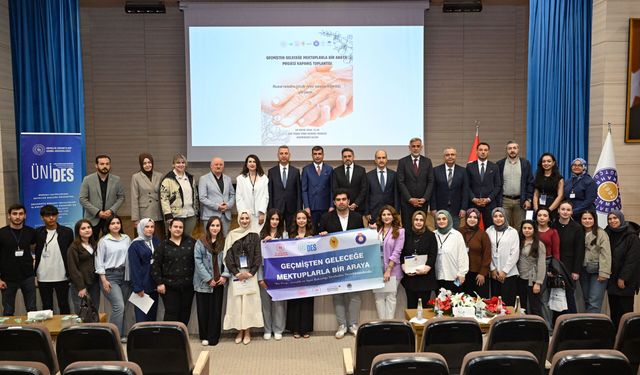 Kahramanmaraş'ta huzurevi ile çocuk evleri mektuplaştı