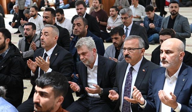 Kahramanmaraş'ta Şehit öğretmen ve öğrenciler için mevlid okutuldu
