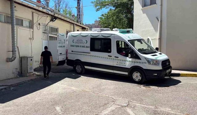 17 Yaşındaki Genç Babasını Pompalı Tüfekle Öld*rdü