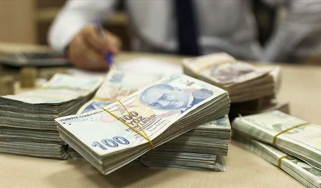 8,4 milyar liralık ödeme başladı: Yaşlı ve engelli aylıkları hesaplarda