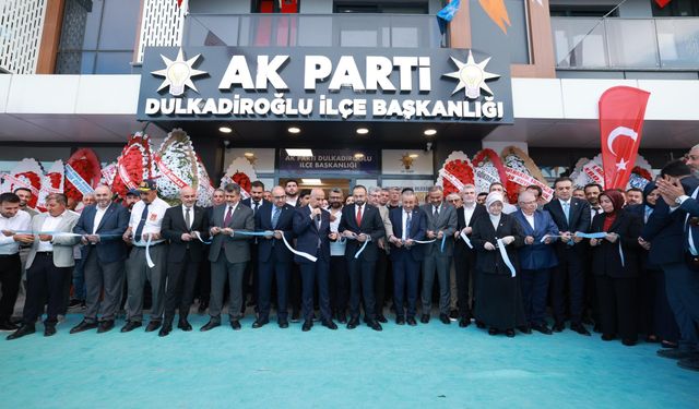 AK Parti Dulkadiroğlu İlçe Başkanlığı Yeni Hizmet Binasını Açtı