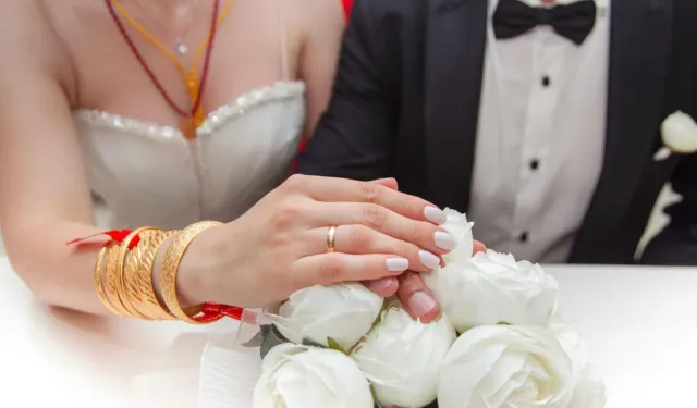 Düğünlerde “kiralık nikah memuru” dönemi: Ücretler 23 bin liraya kadar çıkıyor