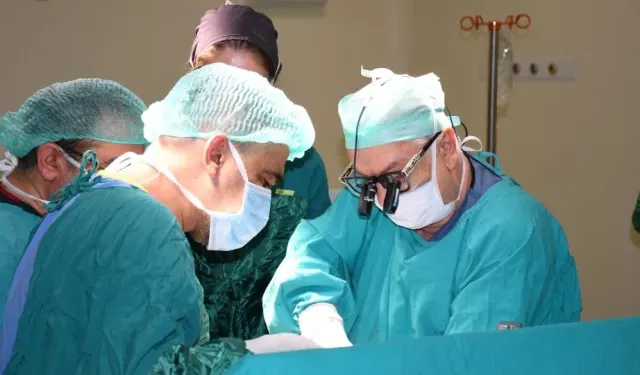Dünyada Bir İlk: 8’li Çapraz Karaciğer Nakli Malatya’da Başarıyla Gerçekleştirildi