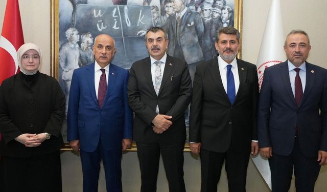 Kahramanmaraş Milletvekillerinden Bakan Tekin'e eğitim ziyareti