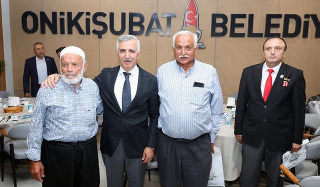 Kahramanmaraş Valisi şehit babaları ve gazilerle bir araya geldi