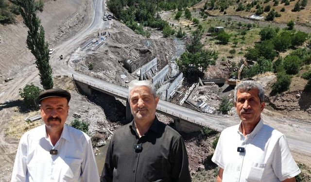 Kahramanmaraş'ta 43 yıllık köprü tarihe karışıyor, yenisi yükseliyor