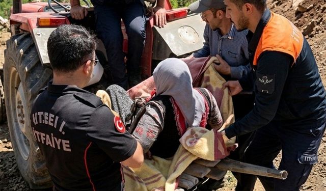 Kahramanmaraş'ta dağda mahsur kalan vatandaşın yardımına itfaiye koştu