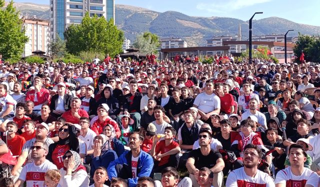 Kahramanmaraş'ta Dünya Kupası heyecanı binleri bir araya getirdi