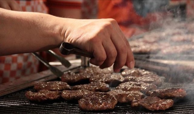 Kahramanmaraş’ta Et Skandalı: Market Kıymasından Kanatlı Eti Çıktı